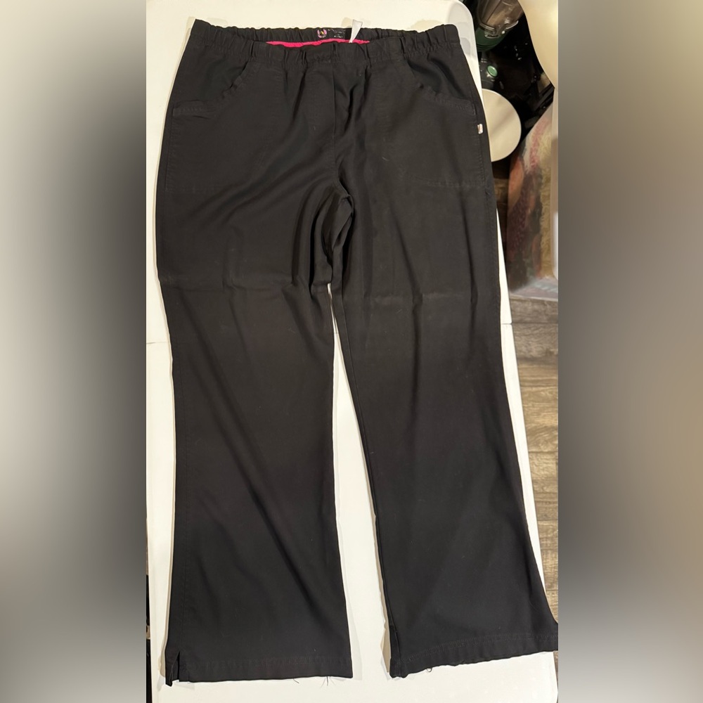 Urban ultimate black scrub pants